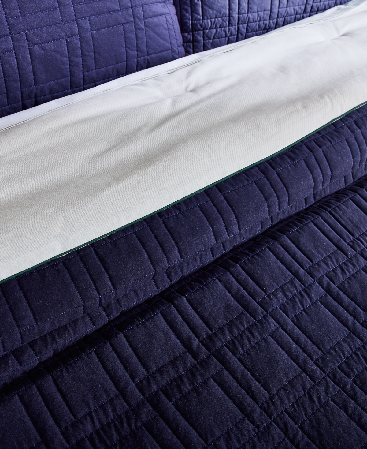 Lacoste Logo Cotton 2-Pc. Quilt Set, Twin