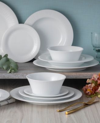Conifere 30-Piece Dinnerware Set, Service For 6
