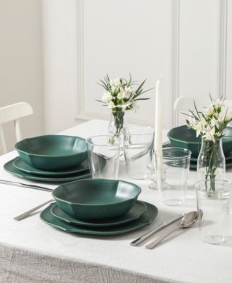 Baskerville 32 Pc. Dinnerware & Glassware Set, Service for 8