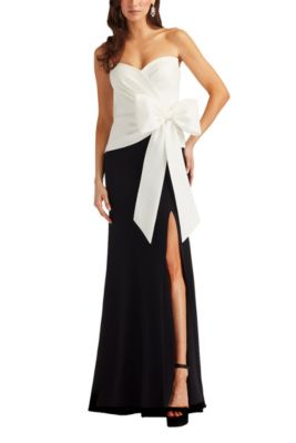 Women's Kinah Oversized Bow Gown