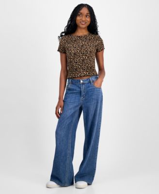 Juniors' All Over Print Smocked Short-Sleeve Top