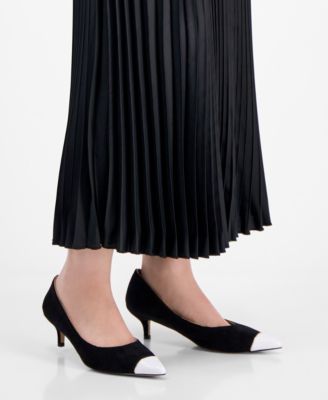 Women's Jacey Luxurious Pointed-Toe Kitten Heel Pumps