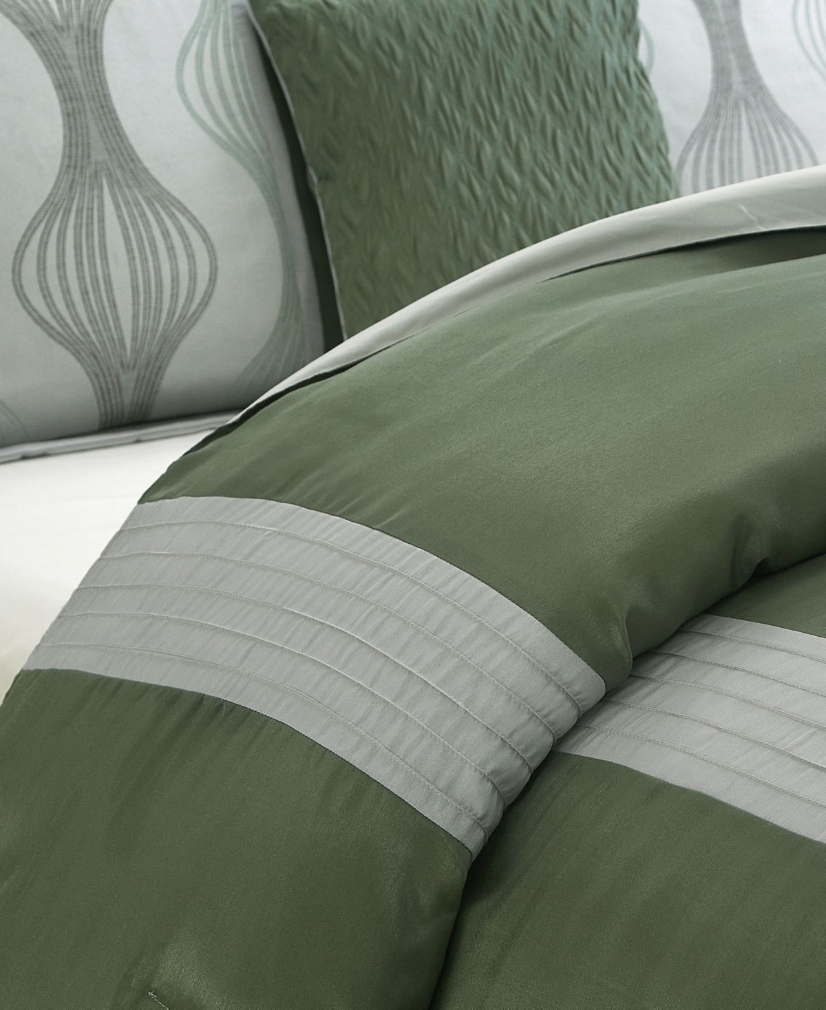 Stratford Park Kath 7-piece Comforter Set, King In Green