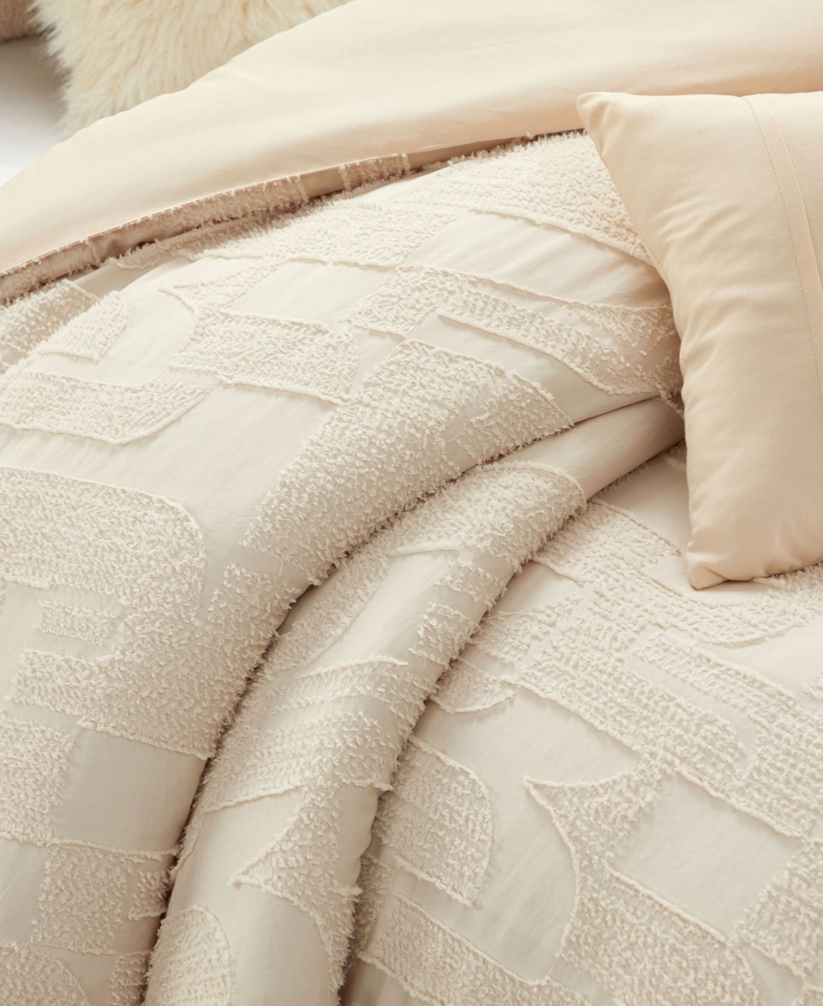 Stratford Park Kyne Geometric 7-pc. Comforter Set, King In Sand
