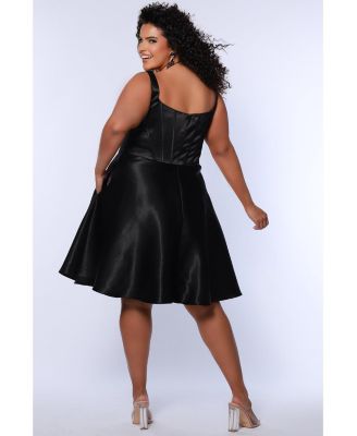 Women's Curvy Short Little Black Plus Size Party Dress with Pockets