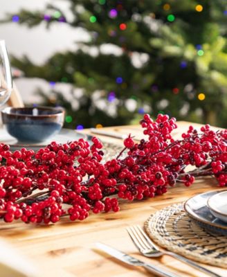 6 ft Plastic Christmas Berries Garland