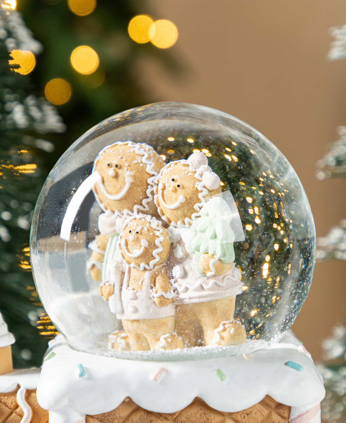 Glitzhome 100mm Resin Christmas Musical Snowflakes Gingerbread Family Train Water Globe In Multi