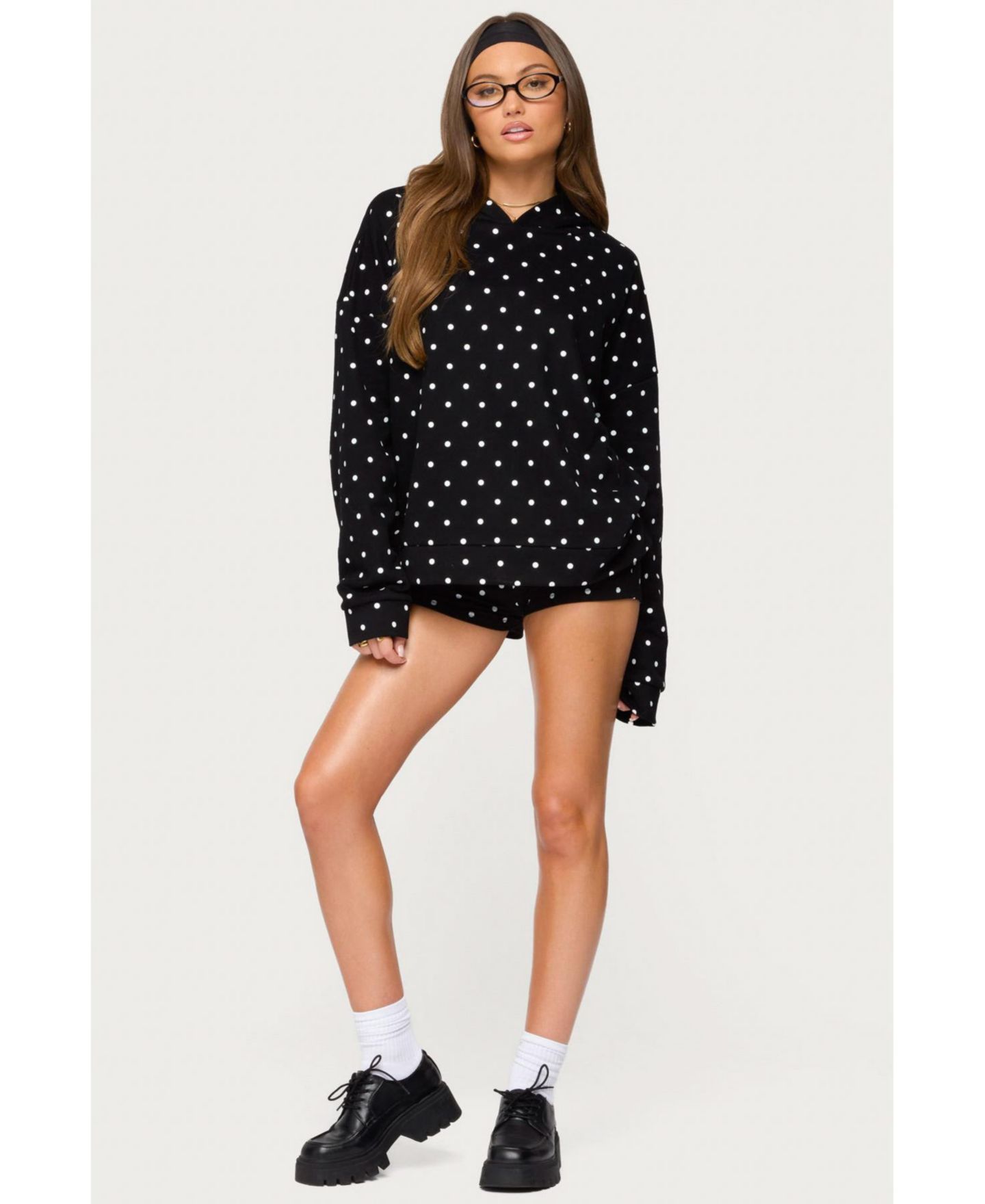 Женские шорты Edikted Chelsie Polka Dot Foldover, цвет: Чёрный белый — фото 5