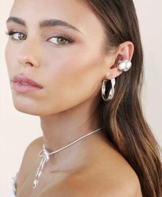 Heirloom Twist Medium Hoops Earrings