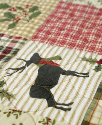 Holly Forest Patchwork 3-Pc. Quilt Set, Queen