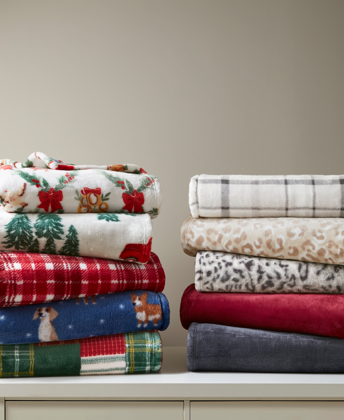 Premier Comfort Cozy Plush Printed Throw, 50" x 70", Exclusively at Macy's (A $30.00 Value)