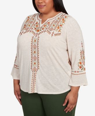 Plus Size Mount Laurel Geometric Floral Embroidery Printed Top