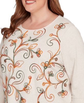 Plus Size Mount Laurel Textured Scroll Embroidered Top
