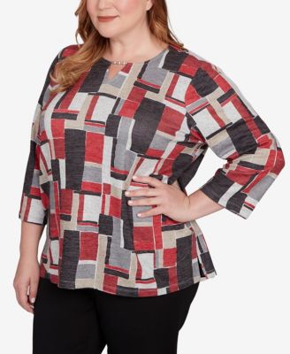 Plus Size Classic Colorblock Split Beaded Neck Top