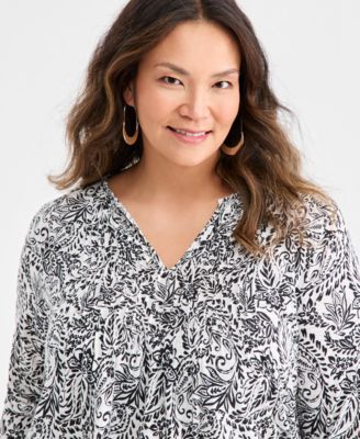 Plus Size Pintuck Split-Neck Top