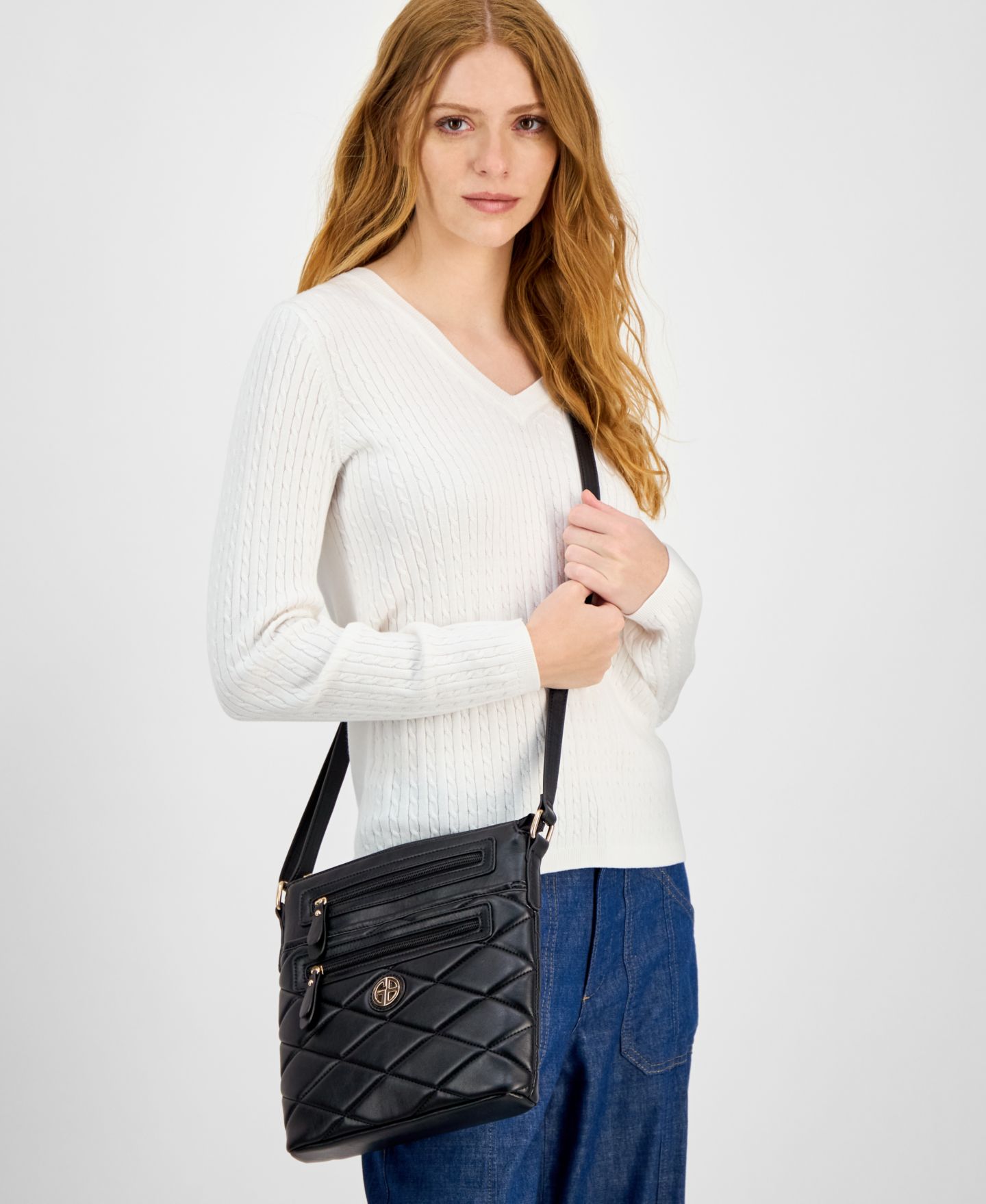 Женская сумка Giani Bernini Small Quilted North South Crossbody, цвет: Чёрный — фото 7