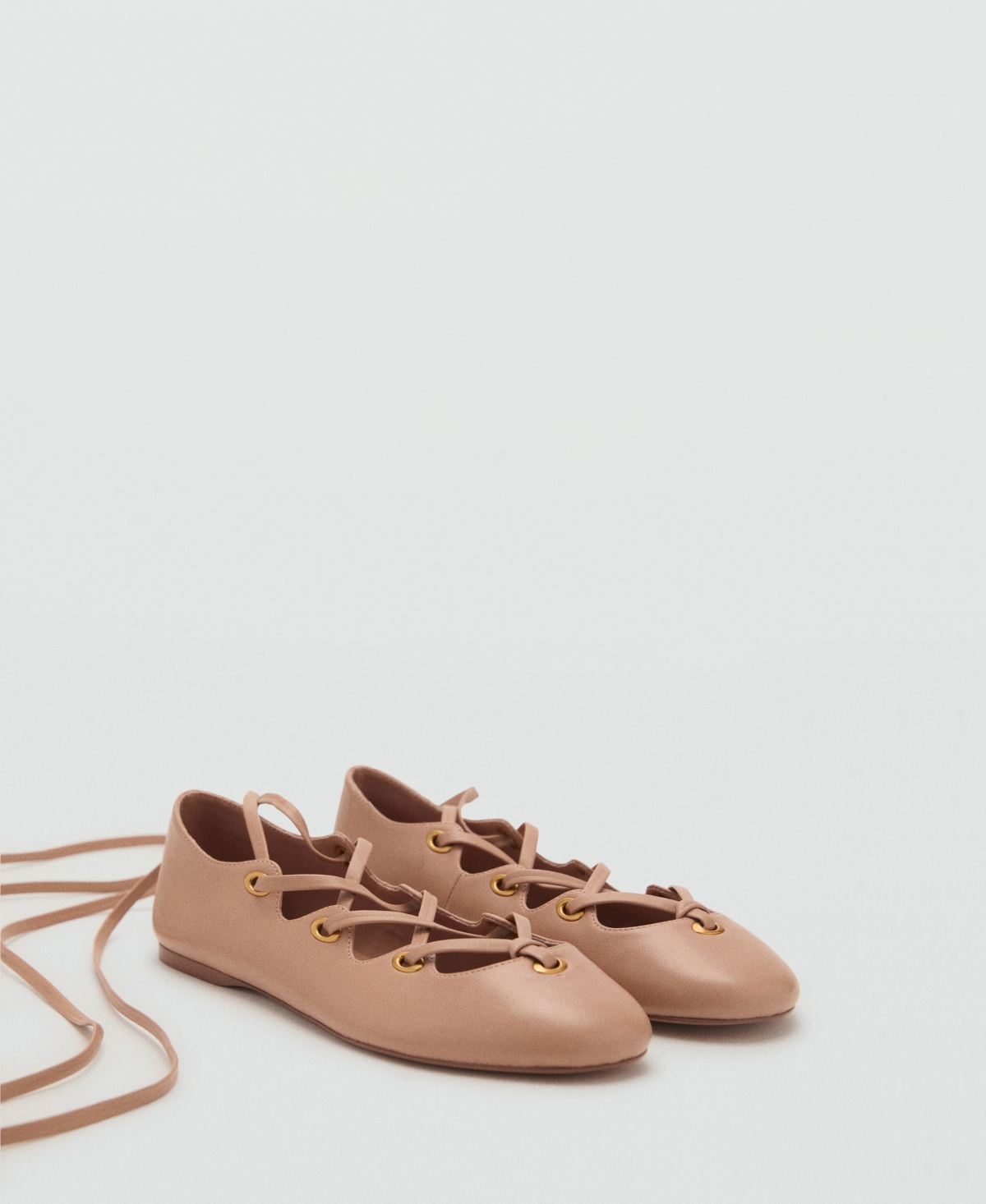 Women's Crossed Straps Leather Ballet Flats - Nude
