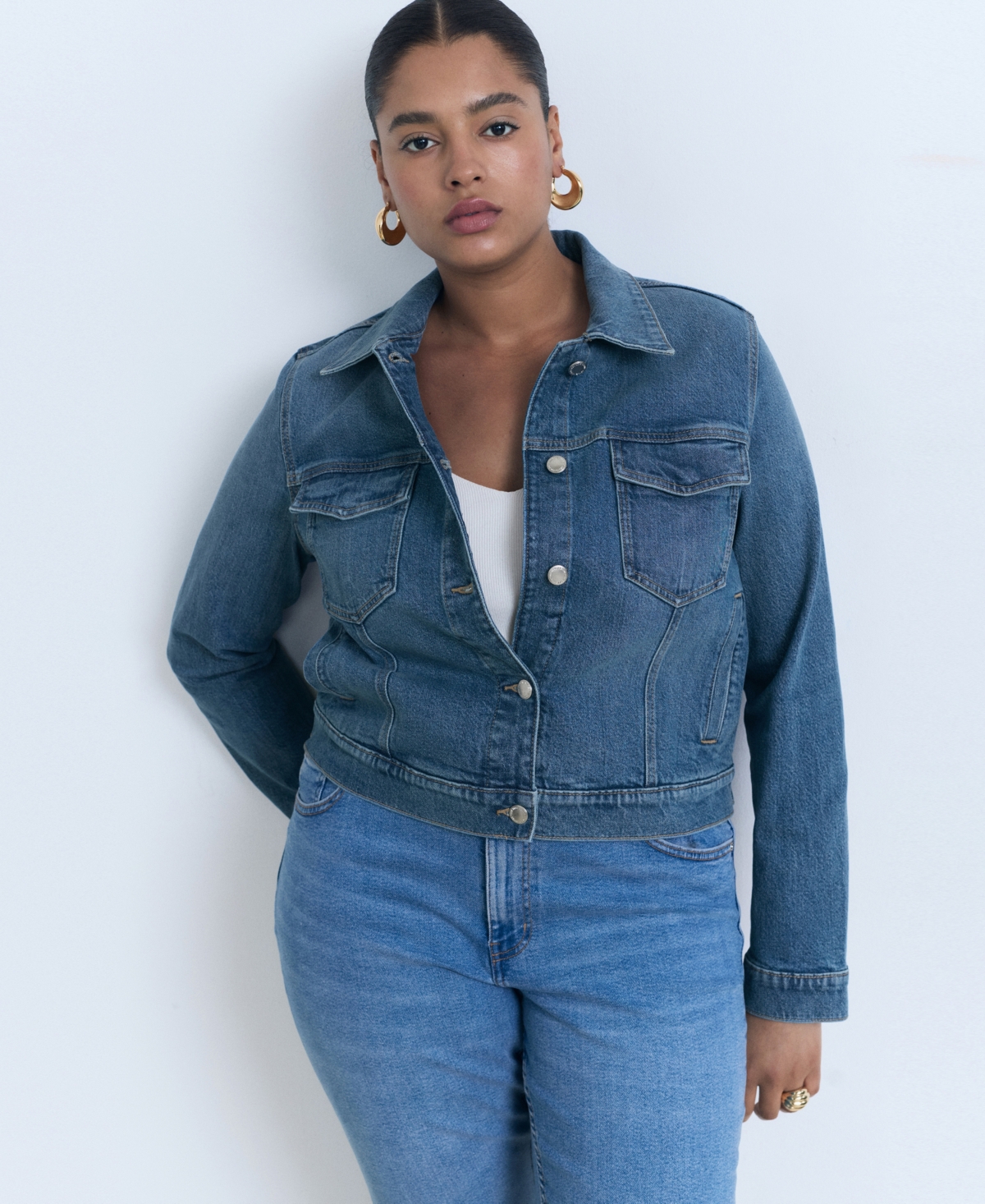 Women's Pockets Denim Jacket - Medium Blue