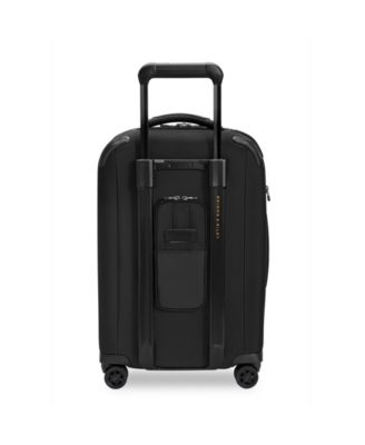 Essential 22" Carry-On Expandable Spinner