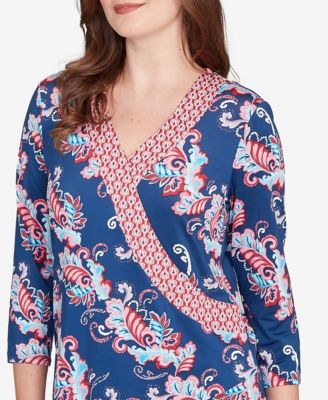 Petite Ikat Floral Puff Print Surplice Top