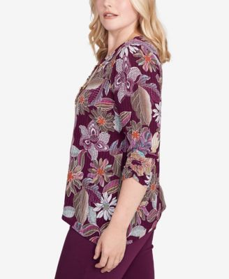 Petite Urban Legend Batik Floral M&eacute;lange Printed Top