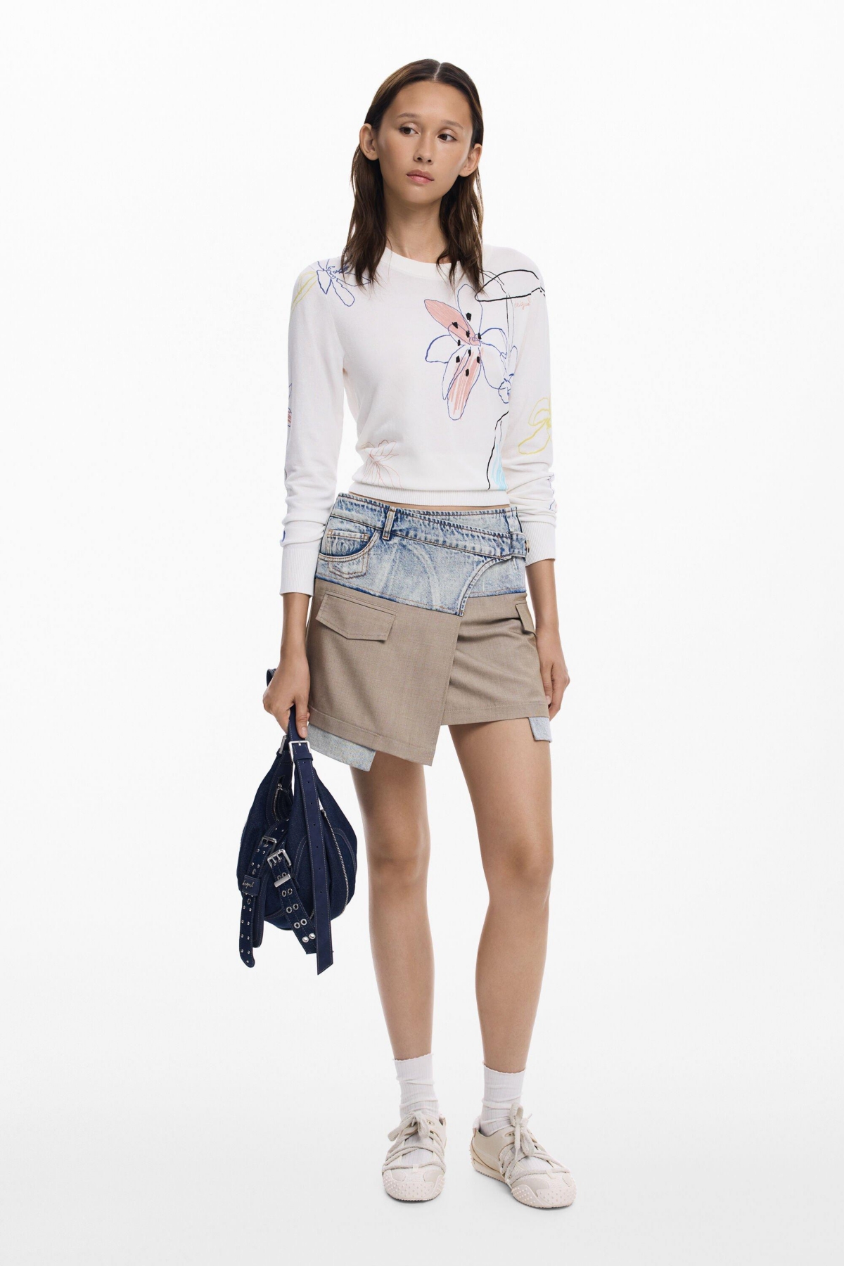 Desigual Women's Fine Sweater With Floral Strokes In White