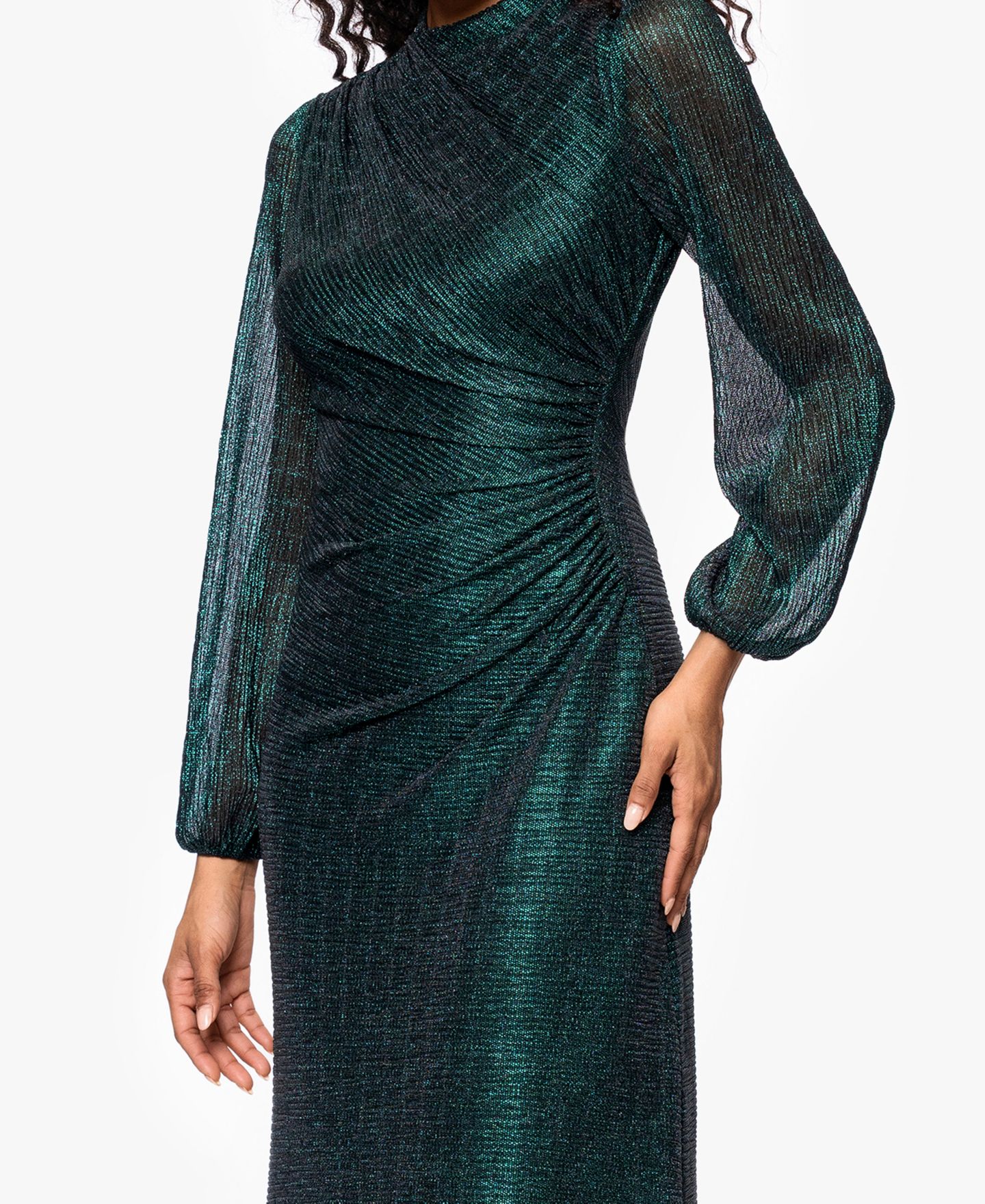 Женское платье Betsy & Adam Long Sleeve Ball Gown, цвет: Чёрный / Изумрудный — фото 3