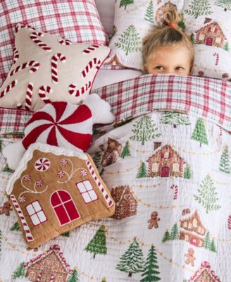 Home Gingerbread Village Reversible Quilt, King/California King