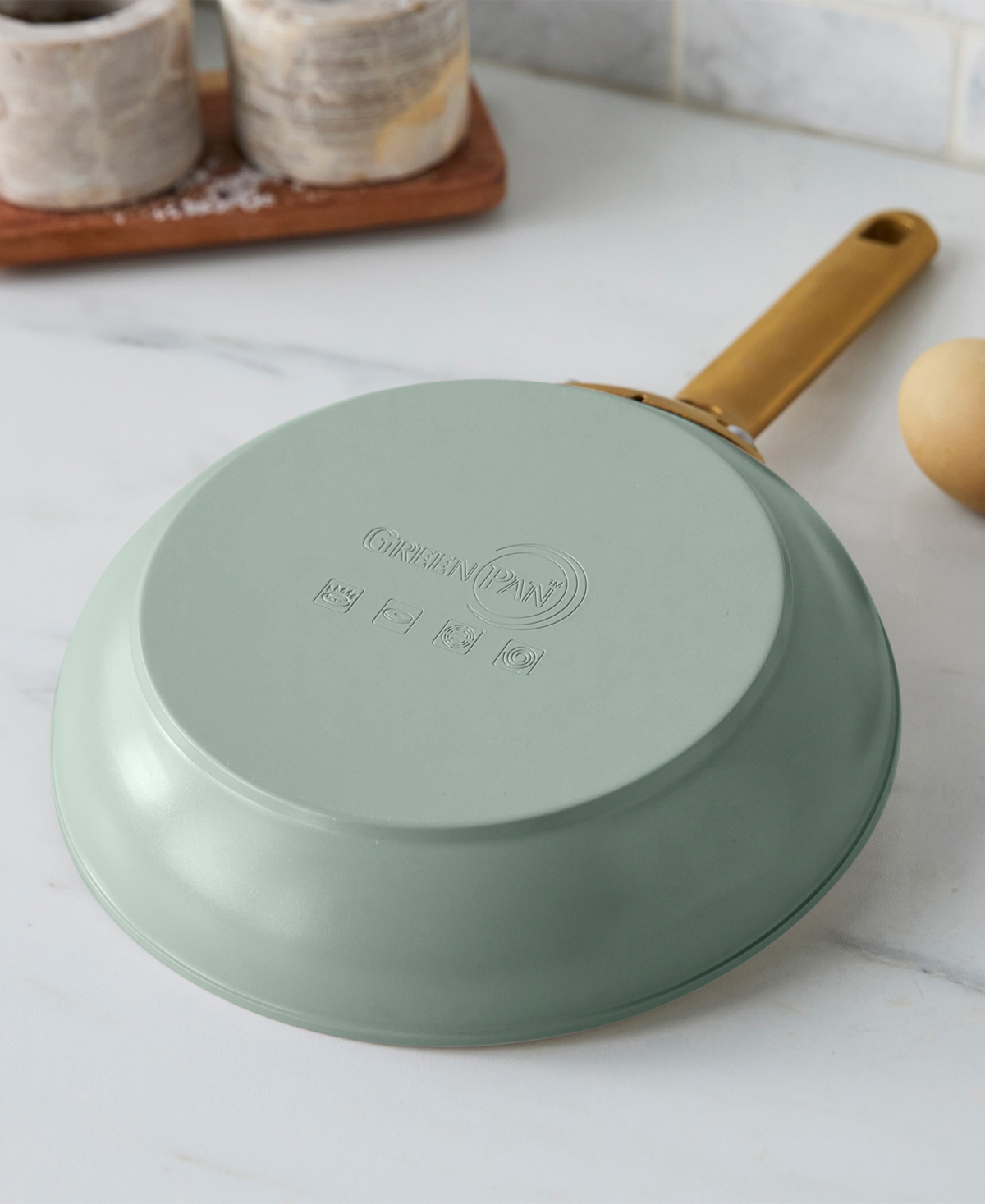 Greenpan Reserve 8" Ceramic Nonstick Frypan In Green