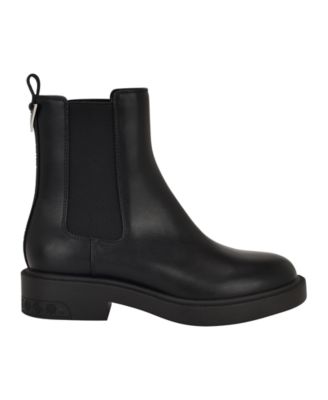 Women's Fynli Double Gore Chelsea Booties
