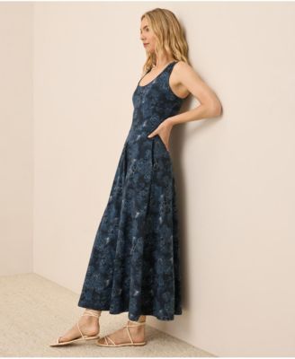 Women's Fit & Flare Open Back Maxi Dress