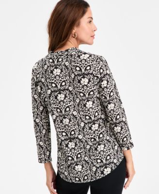 Petite Printed V-Neck Top