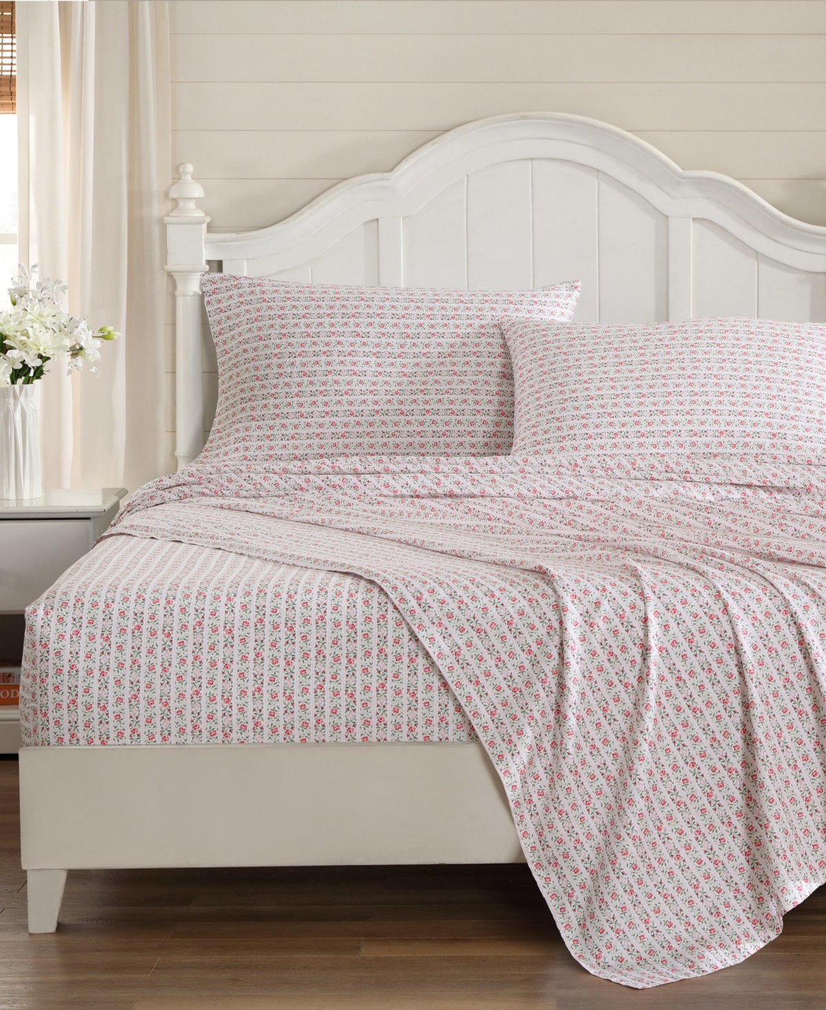 Laura Ashley Closeout!  300 Thread Count Cotton Sateen 4-pc. Sheet Set, Queen In Pink