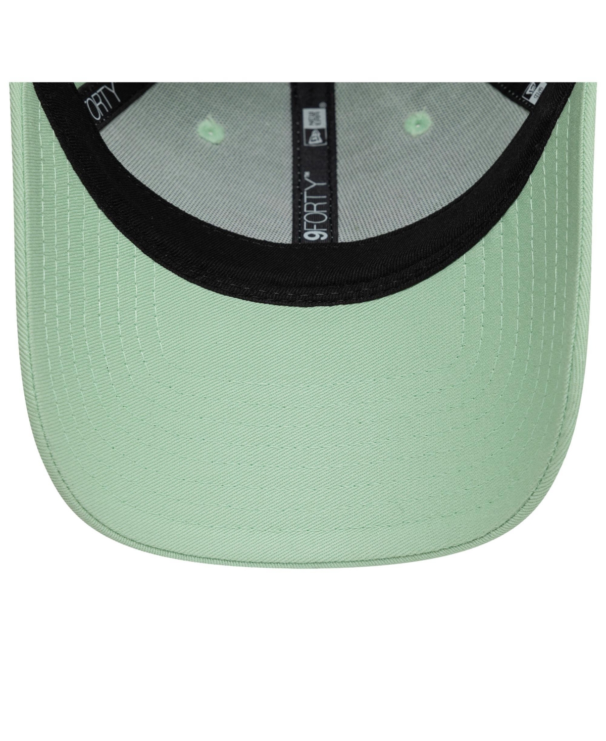 New Era Women's Light Green Ac Milan Script 9forty Adjustable Hat In Green