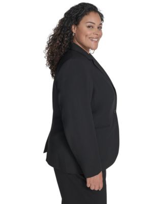 Plus Size One-Button Blazer 