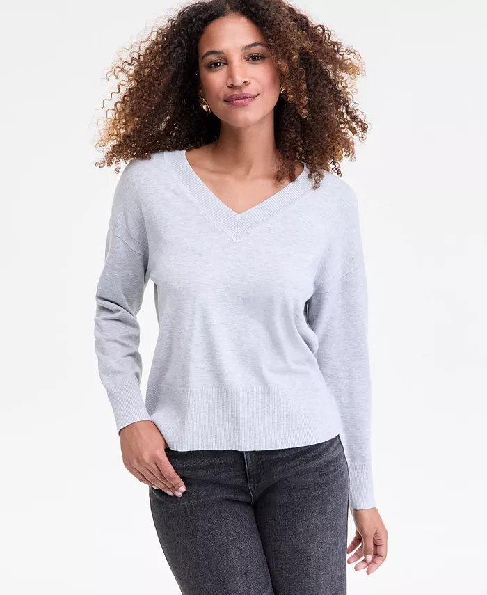 Women's V-Neck Sweater - thumbnail 3