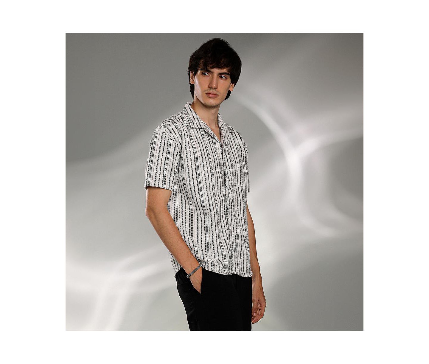 Мужская рубашка Cahoot Campus Sutra Striped-Weave Oversized, цвет: Белый — фото 2