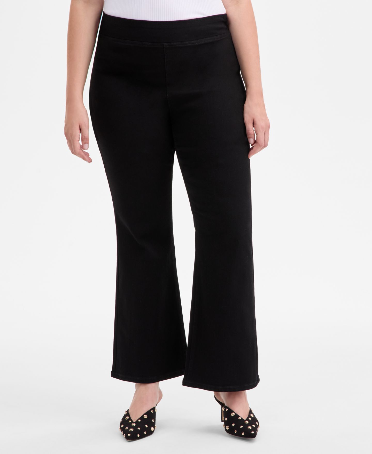 Женские джинсы I.N.C. International Concepts Plus Size High-Rise Pull-On Flared, цвет: Глубокий чёрный — фото 2
