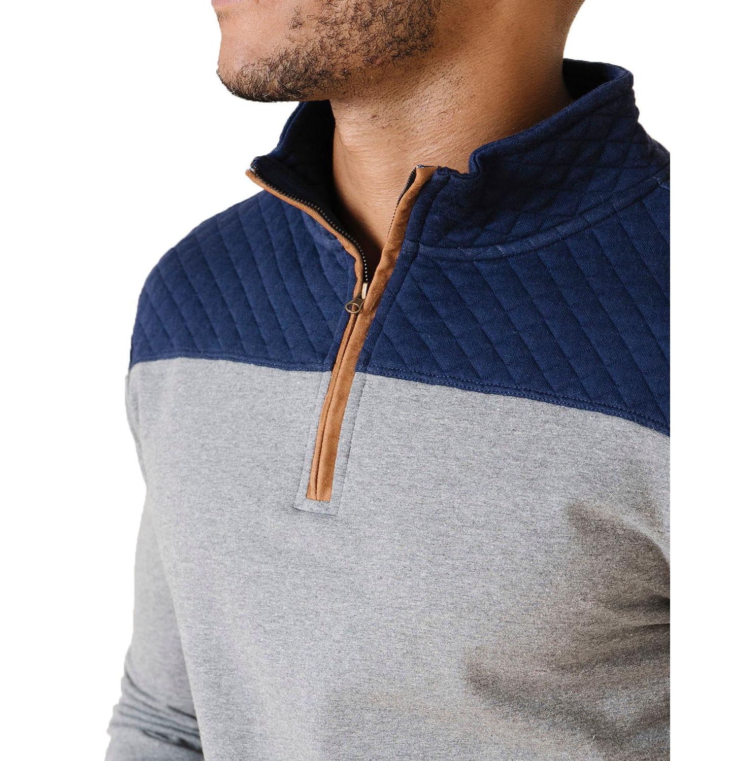 Мужской свитер Hope & Henry Organic French Terry Half Zip Pullover with Quilted Yoke, цвет: Тёмно-синий / Серый — фото 2
