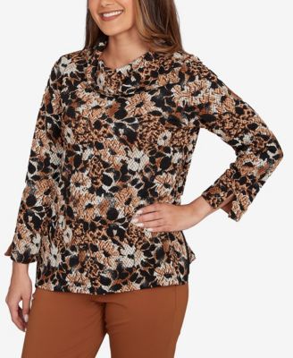 Petite Vintage Paisley Embellished Top