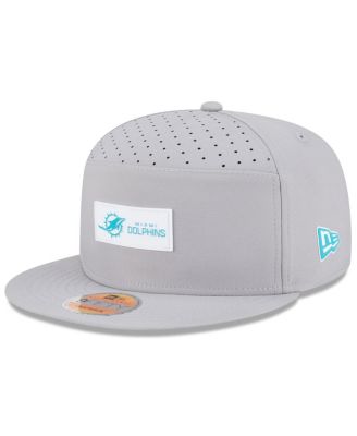 New Era - Men's Gray Miami Dolphins 2025 Sideline Split Panel 9FIFTY Snapback Hat