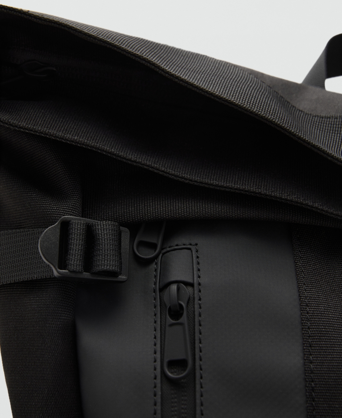 Mango Men's Flap Backpack