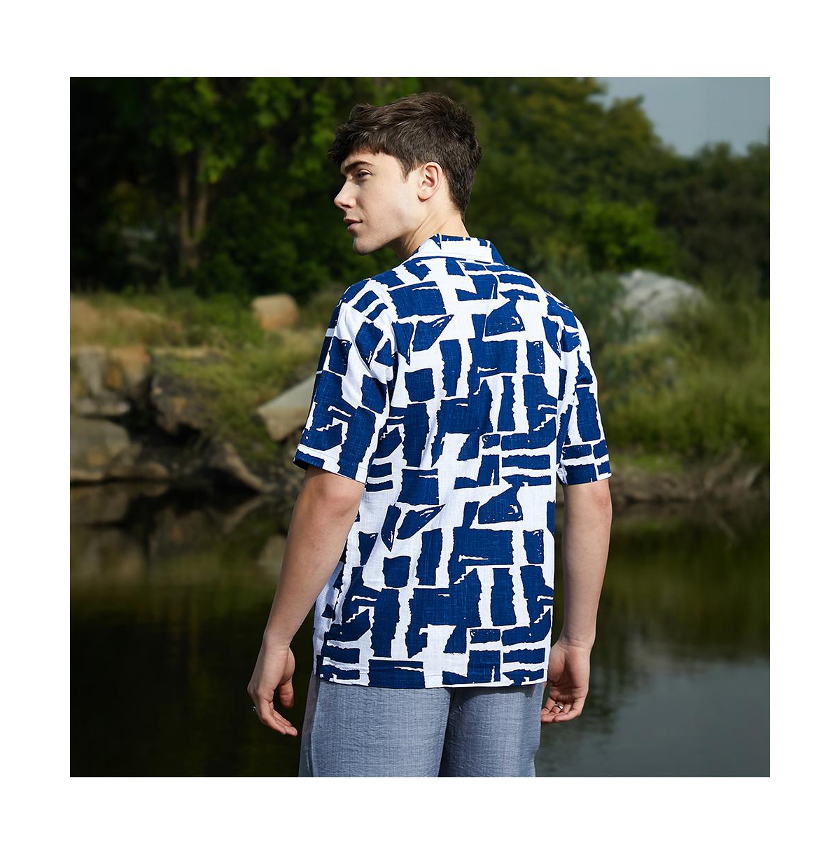 Campus Sutra Men's Imprint Oversized Shirt