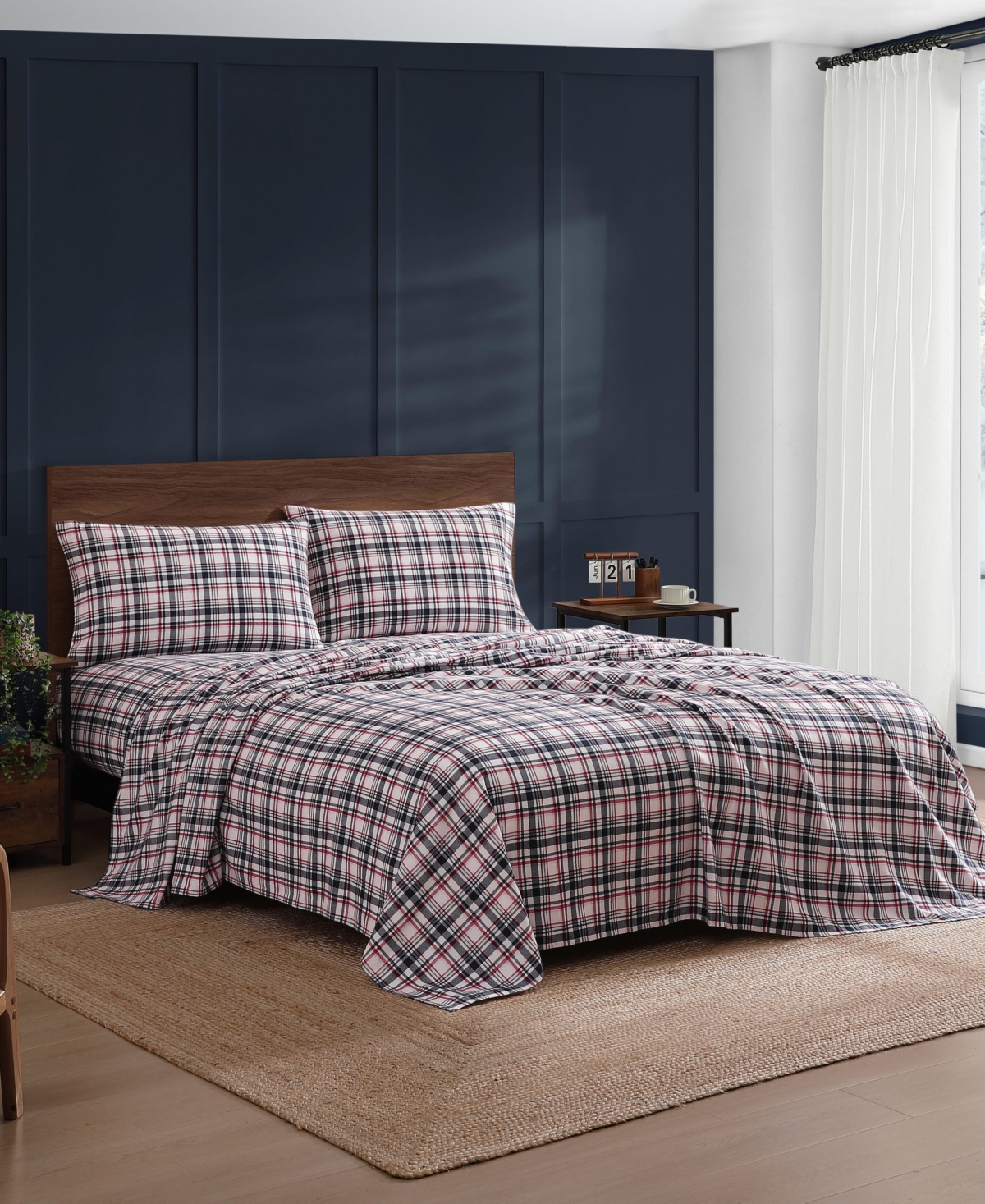 Tommy Hilfiger Printed Flannel -Pc. Sheet Set