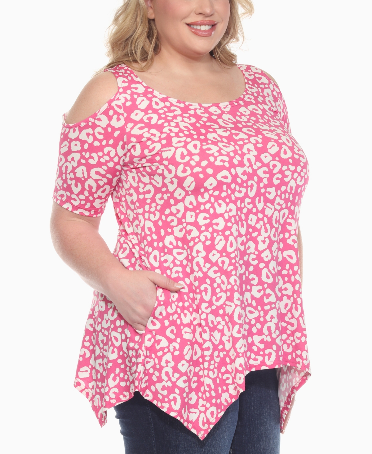 White Mark Plus Size Cold Shoulder Leopard Print Short Sleeve Knit Top In Pink