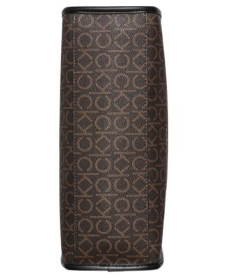 Lyla Signature Shoulder