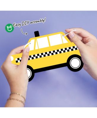 NYC Cityscape Garland Banner, 30 Feet of Cord, 15 Double-Sided Cityscape