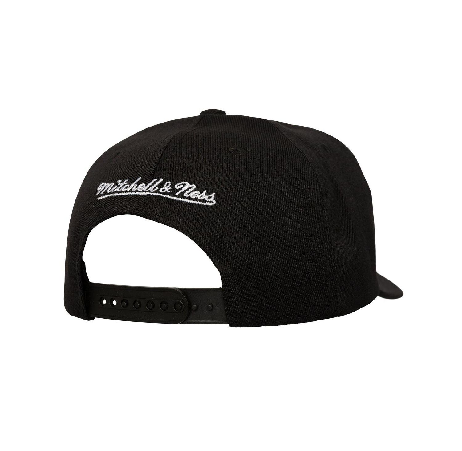 Mitchell Ness Men's Black New York Knicks Busted Logo Wordmark Wrap-Around Pro Pinch Adjustable Hat