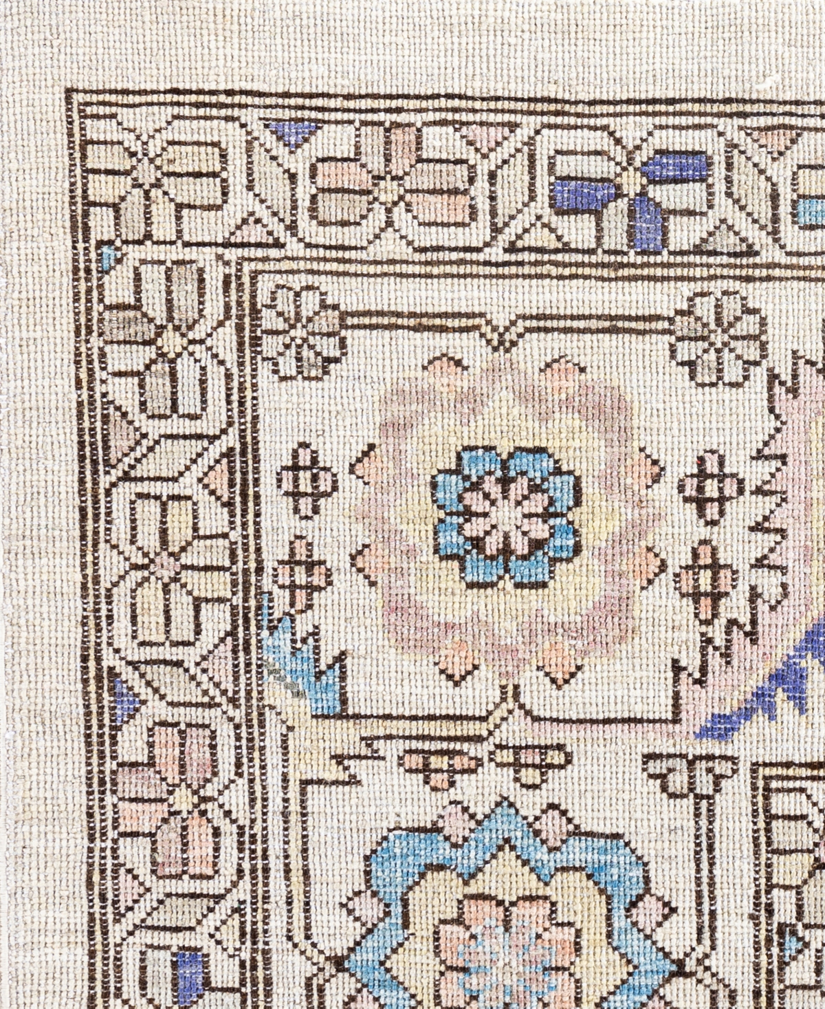 Adorn Hand Woven Rugs Serapi M0103-103 8'11"x11'11" Area Rug In White