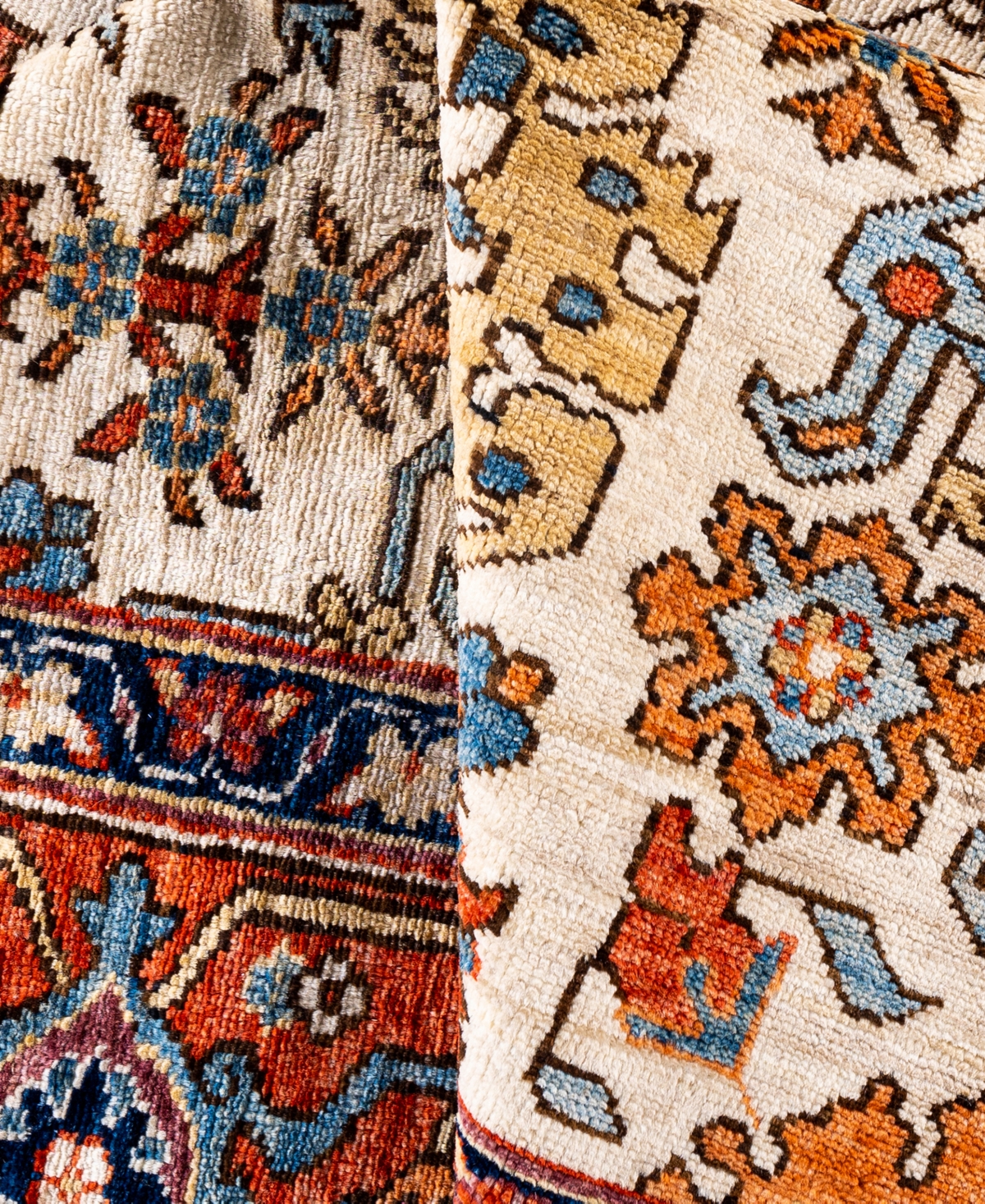 Adorn Hand Woven Rugs Serapi M0103-203 8'x10'1" Area Rug In White